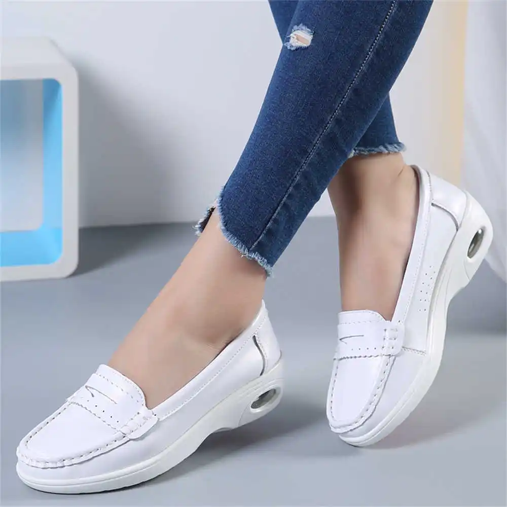 Thick Sole Slipon White Traine - Men'S Gents Formal Wear recension och pris