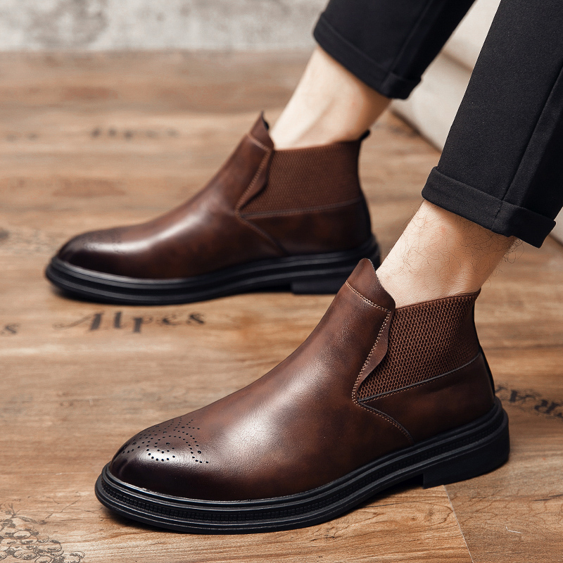 High-top leather shoes are ver - Mens Formal recension och pris