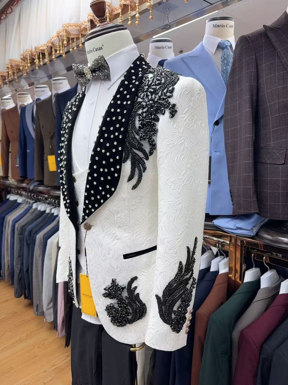 On Sale Luxurious Shawl Lapel  - Men Formal Wear Sale recension och pris