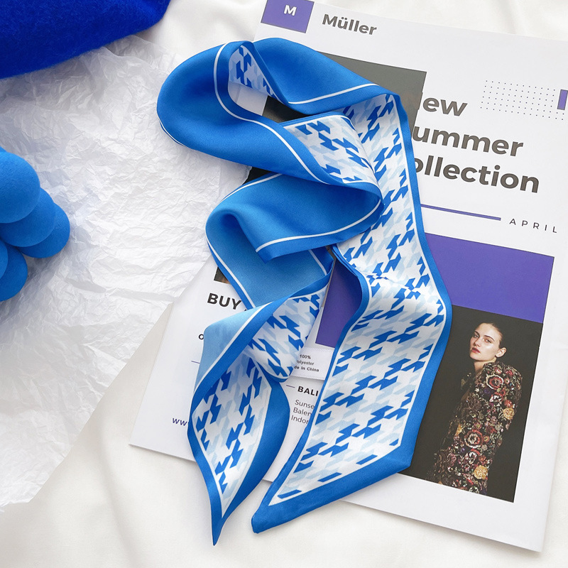 Klein blue silk scarf new chec - Silk Tie Woven recension och pris